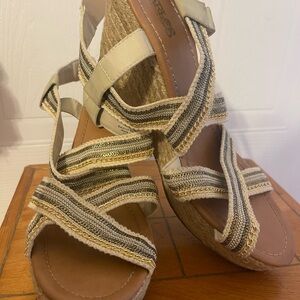 Carlos Santana Espadrille  woman Wedge Sandals - Size 9.5 Neutral Striped